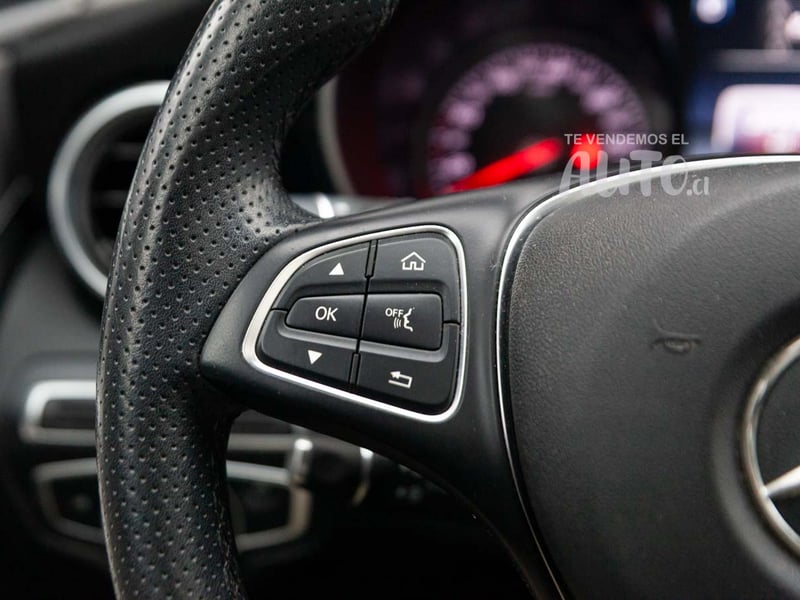 Mercedes-Benz C200 2017 - Imagen 10 de 20