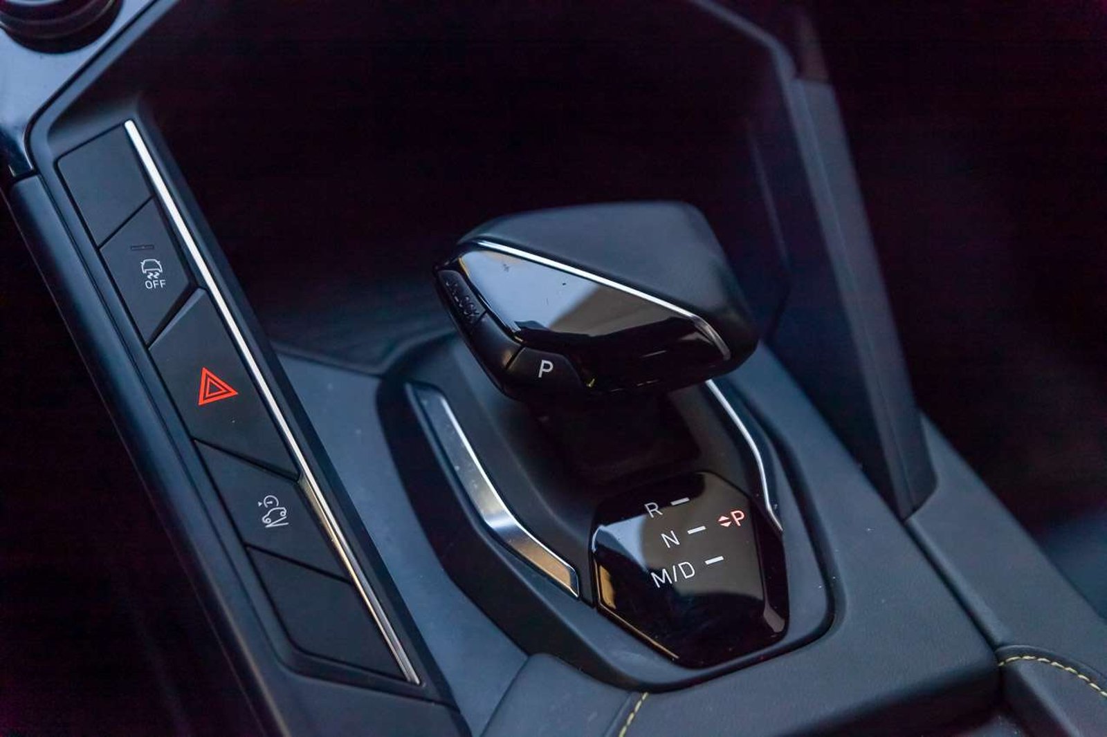 LYNK Co 06 2025 - Imagen 14 de 18