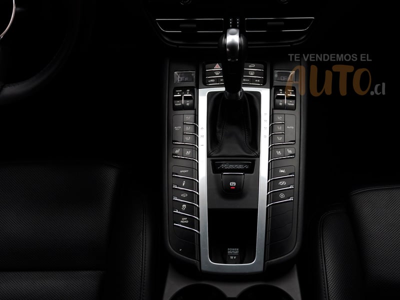 Porsche Macan Turbo 2021 - Imagen 15 de 19