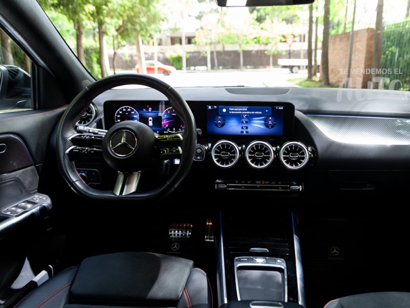 Mercedes-Benz GLA 200 2024 - Imagen 18 de 20