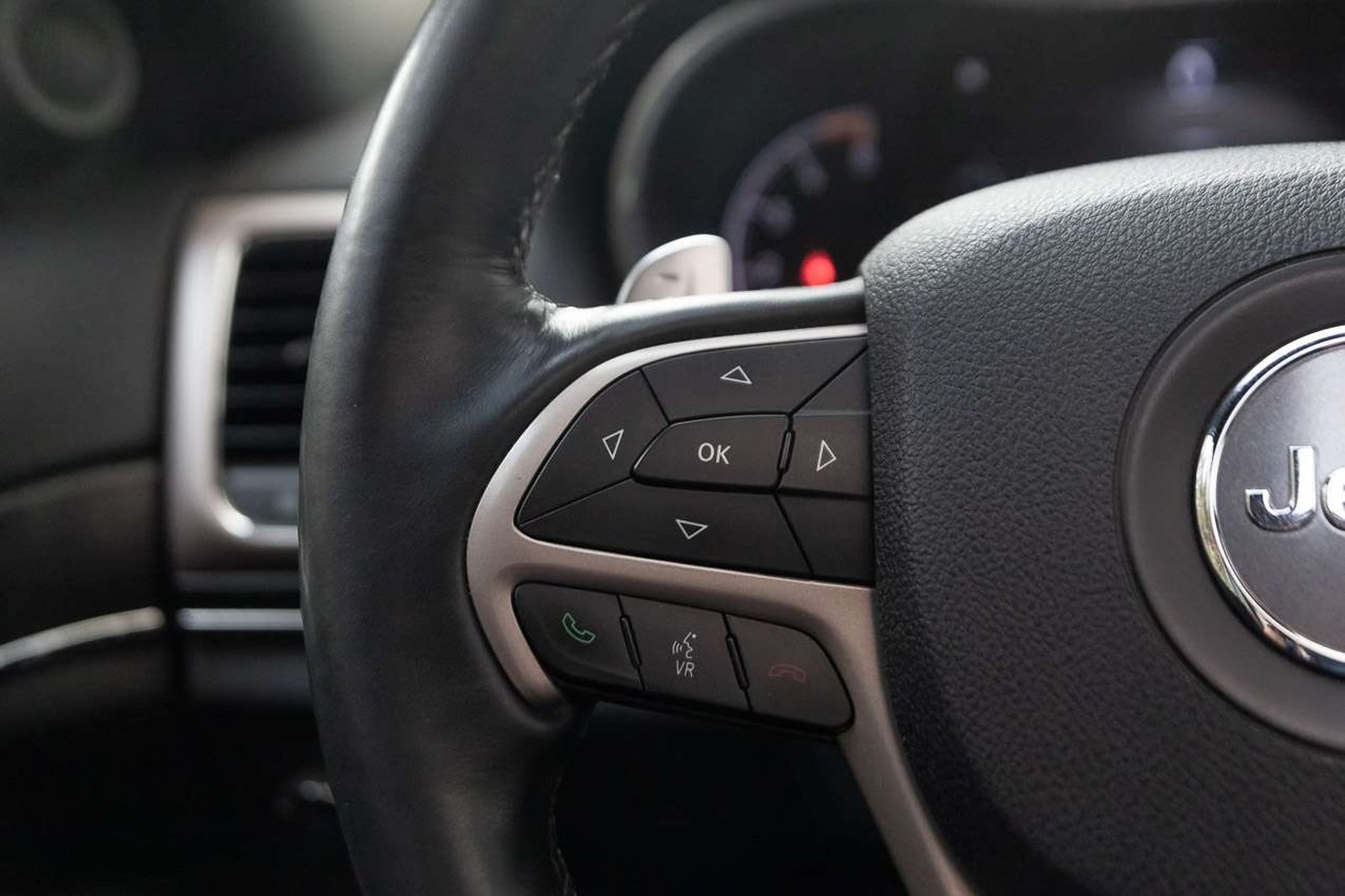 JEEP Grand Cherokee 2016 - Imagen 9 de 20
