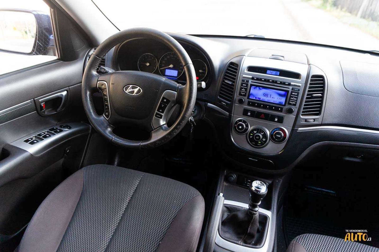 HYUNDAI Santa Fe 2011 - Imagen 16 de 17