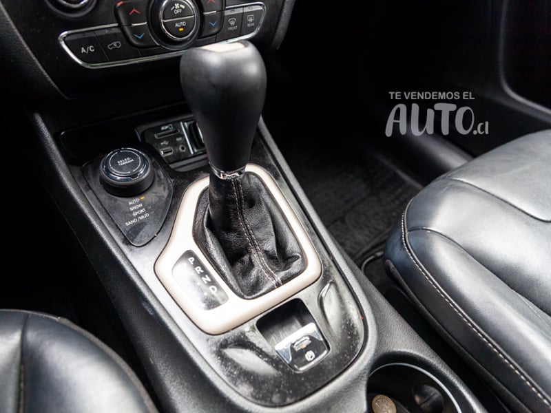 Jeep Cherokee 2015 - Imagen 17 de 20