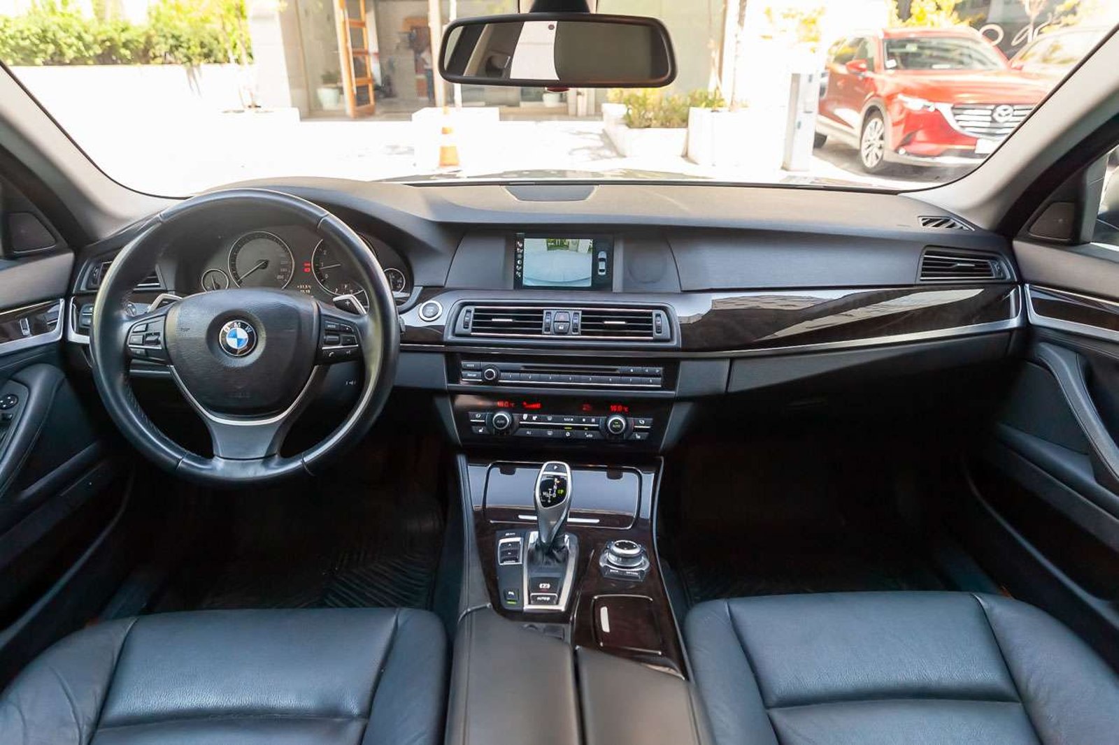 BMW 550i 2011 - Imagen 16 de 18