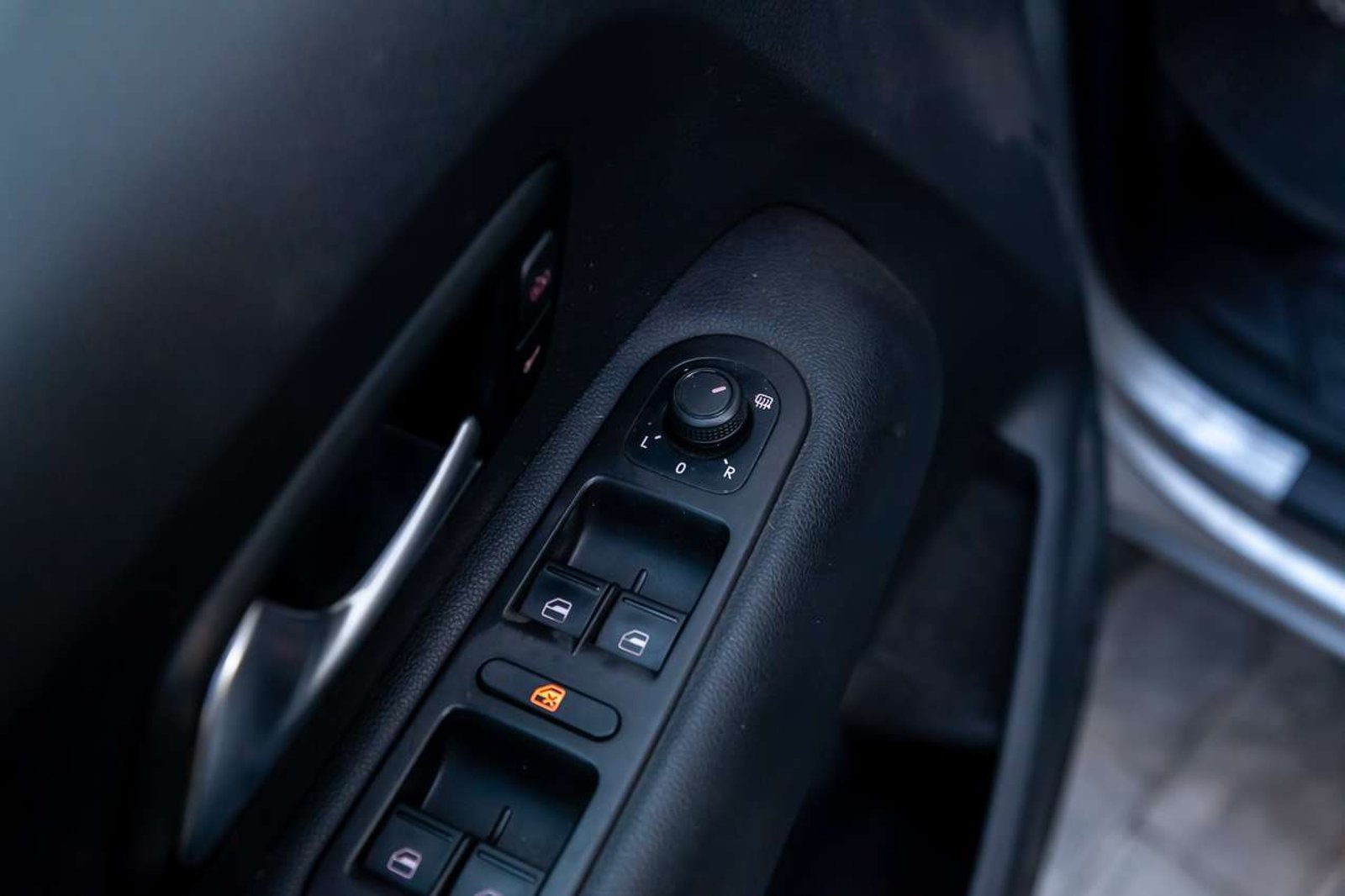 VOLKSWAGEN Amarok TDI 2022 - Imagen 14 de 17