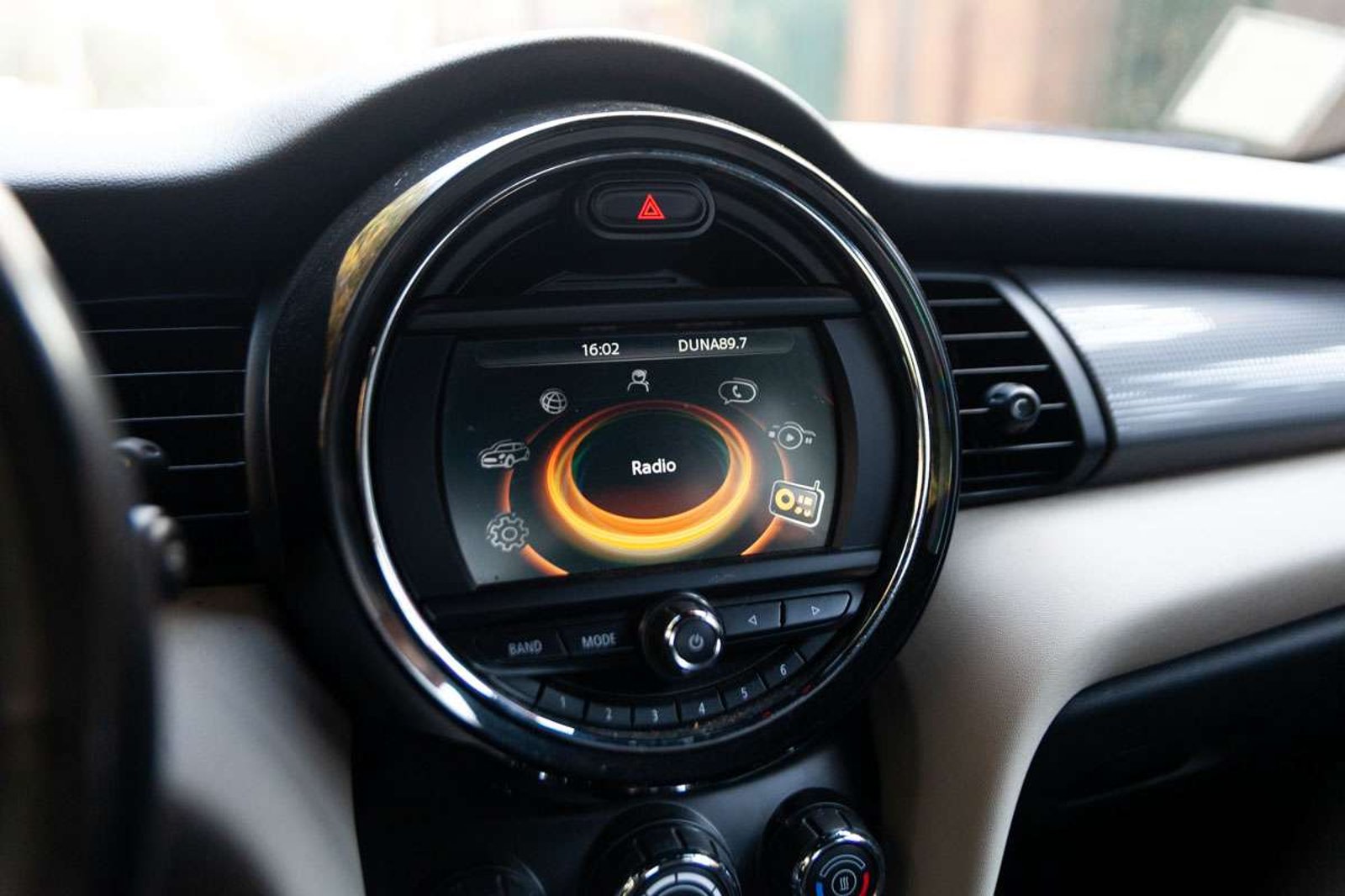 MINI Cooper 2019 - Imagen 11 de 18