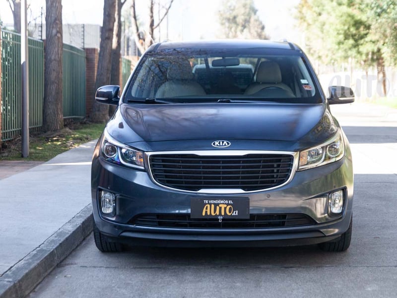 Kia Grand Carnival 2016