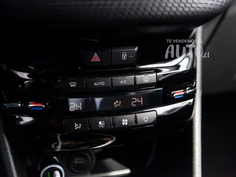 Peugeot 208 2019 - Imagen 13 de 18