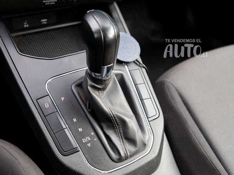 SEAT Arona 2020 - Imagen 14 de 18