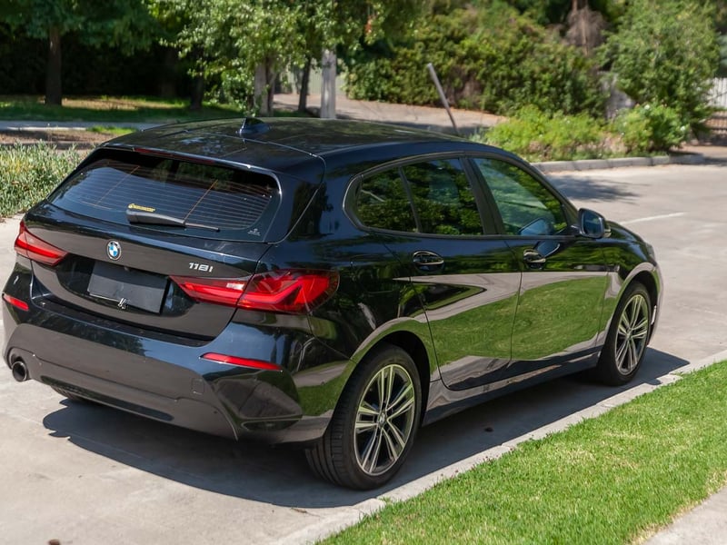 BMW 118i 2021 - Imagen 6 de 19