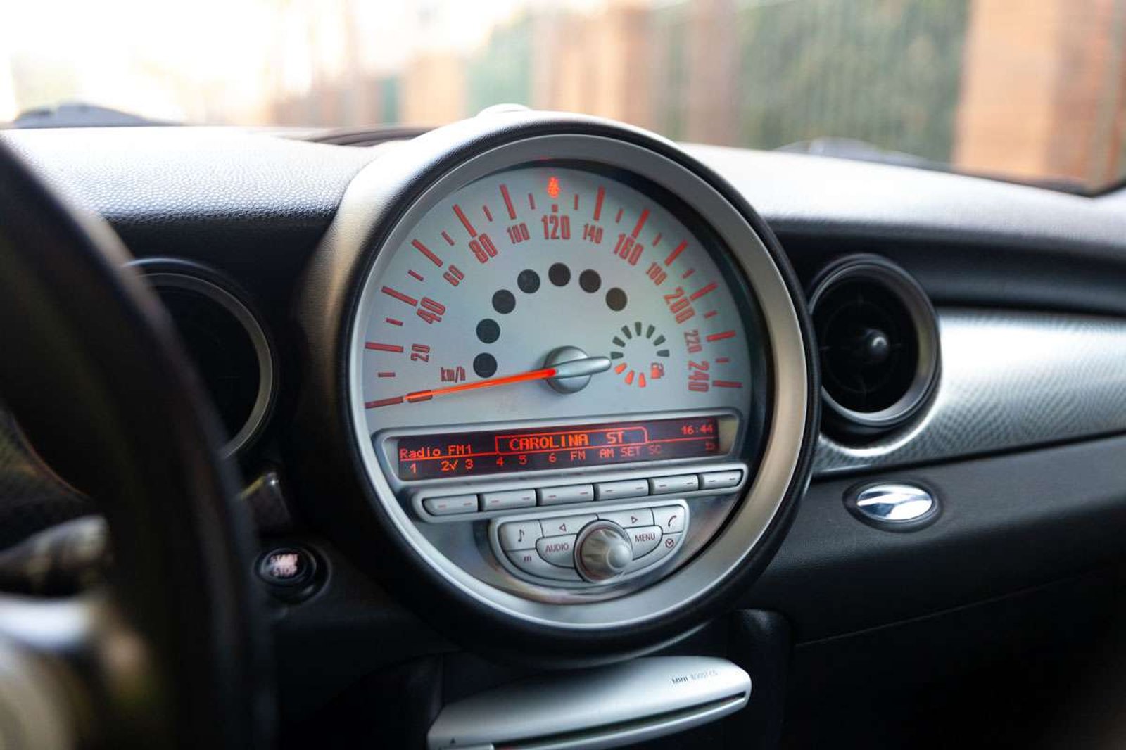 MINI Cooper S 2008 - Imagen 11 de 16