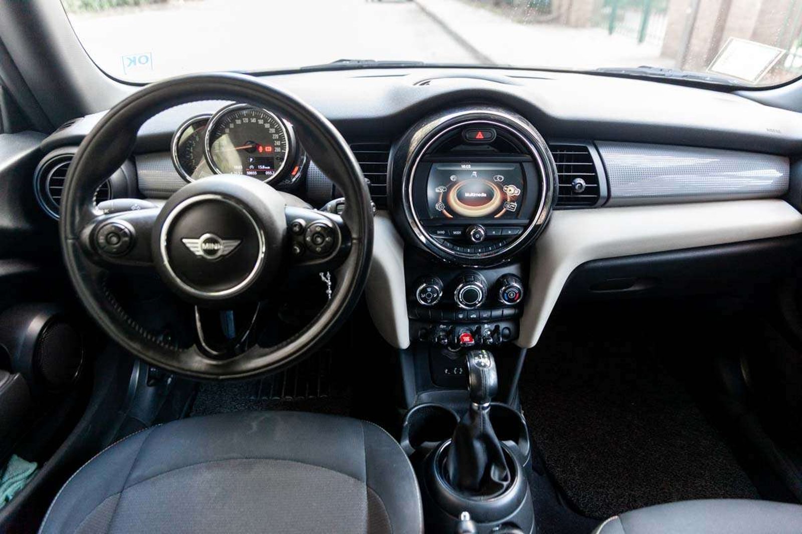MINI Cooper 2019 - Imagen 16 de 18