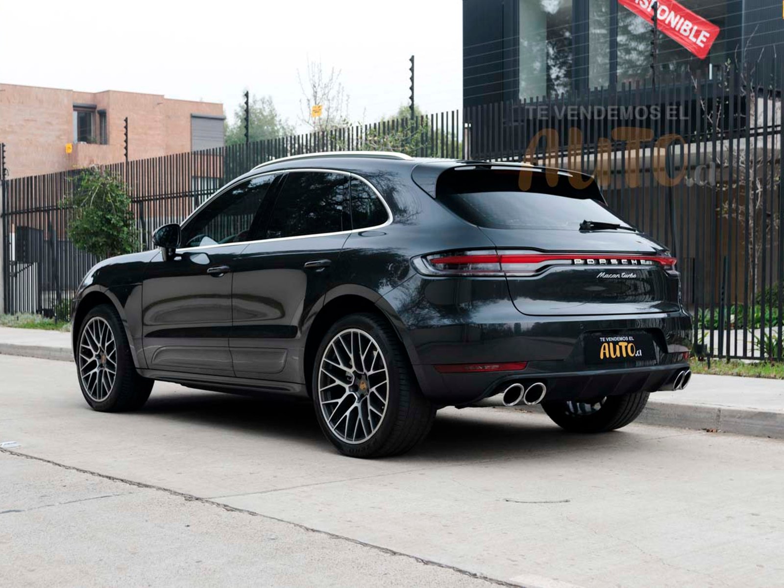 Porsche Macan Turbo 2021 - Foto 3 de 19
