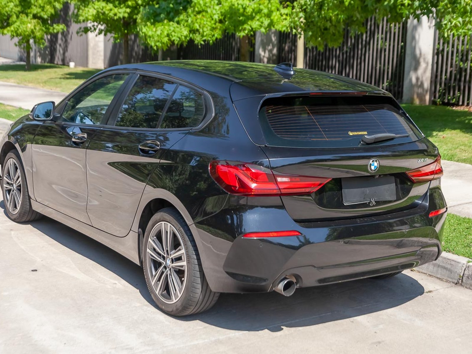 BMW 118i 2021 - Foto 4 de 19