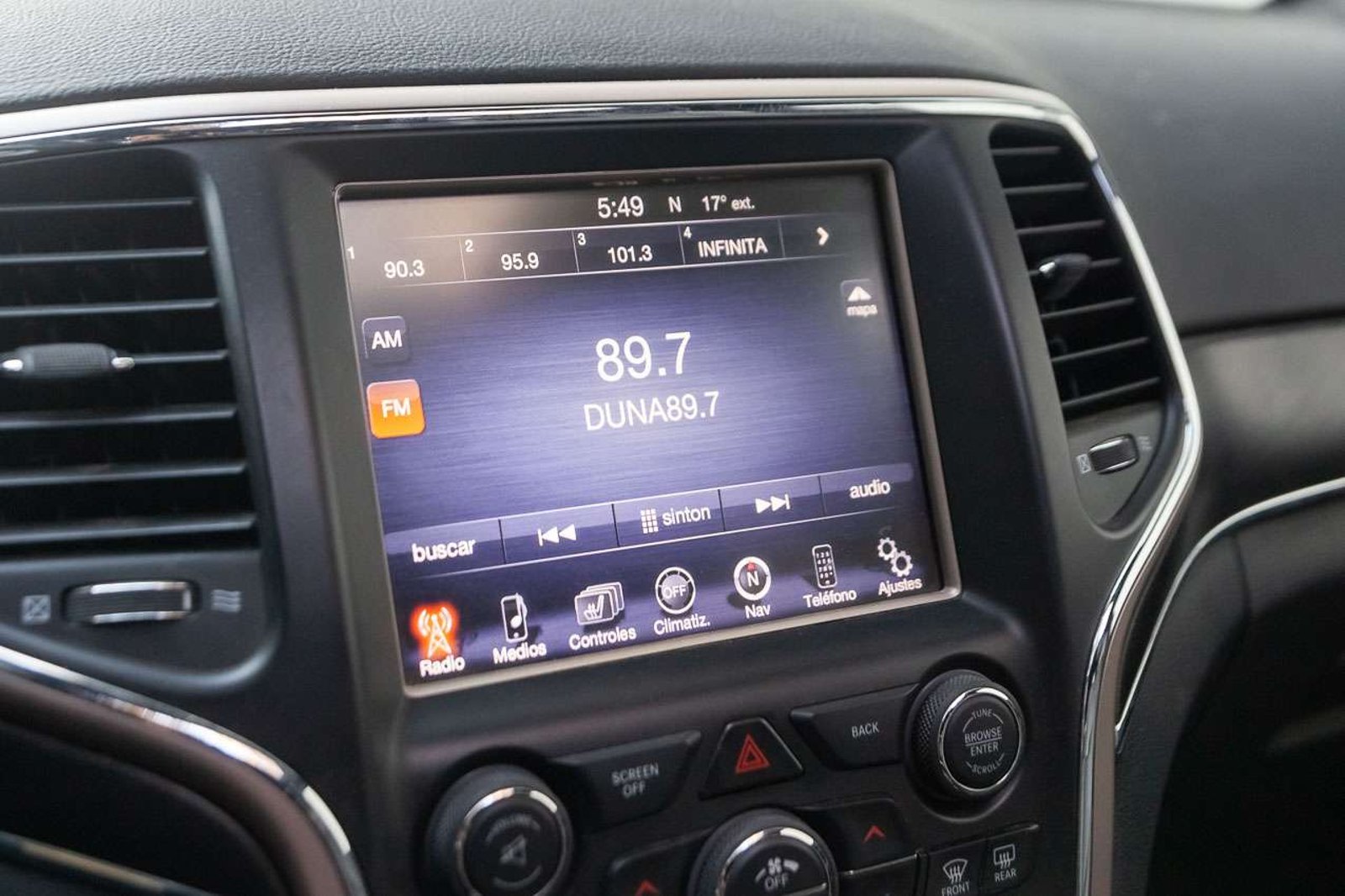 JEEP Grand Cherokee 2016 - Imagen 11 de 20