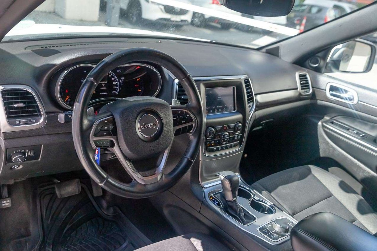 JEEP Grand Cherokee 2019 - Imagen 7 de 20