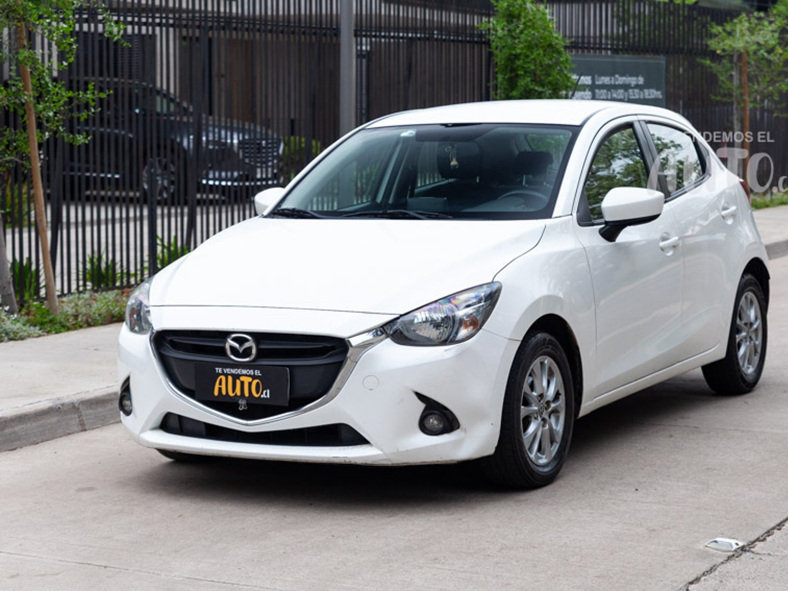 Mazda 2 2017 - Foto 2 de 17