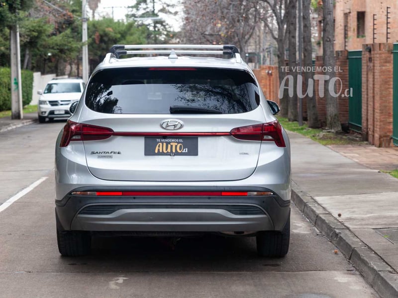 Hyundai Santa Fe 4X4 2022 - Imagen 4 de 19