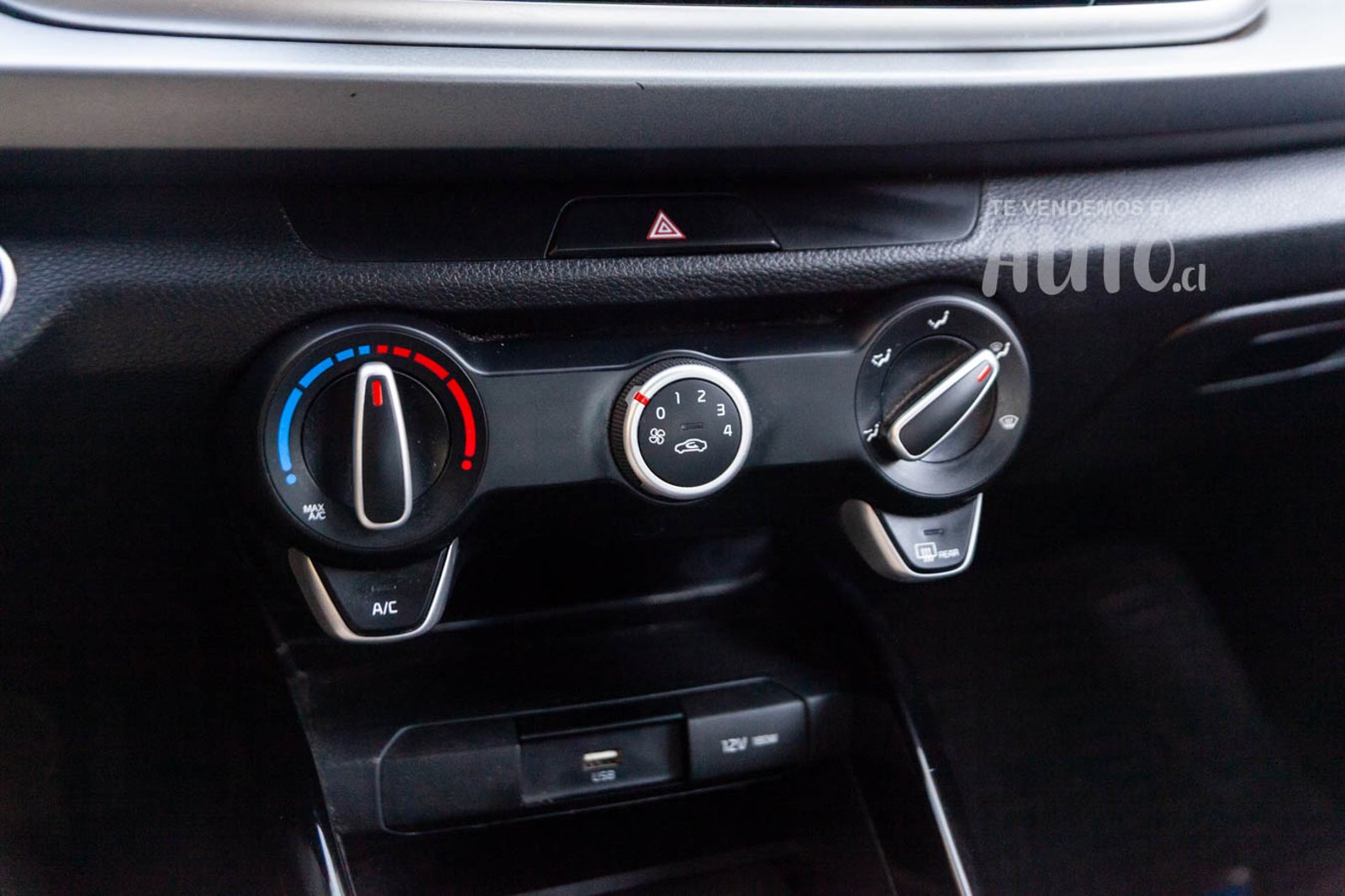 Kia Rio4 2022 - Imagen 13 de 18