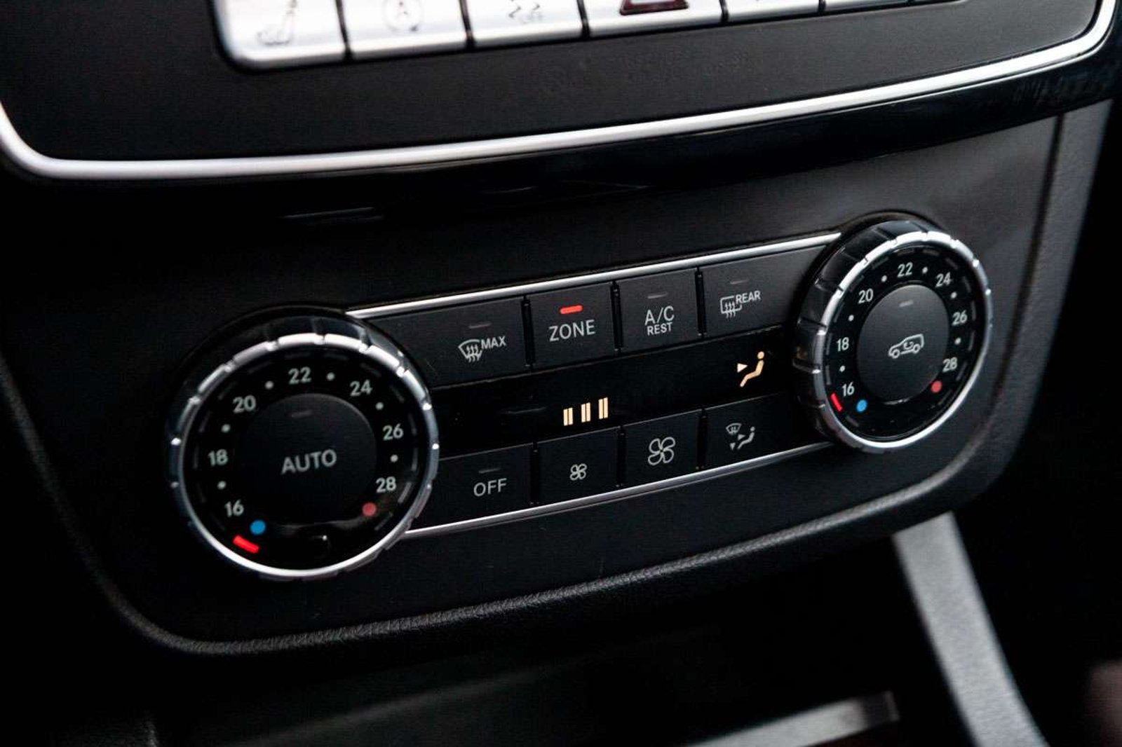 MERCEDES BENZ GLE400 2018 - Imagen 16 de 20