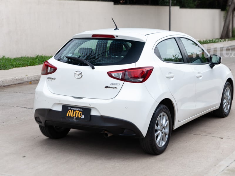 Mazda 2 2017 - Imagen 5 de 17
