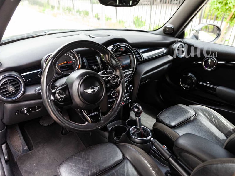 Mini Cooper S 2019 - Imagen 7 de 17