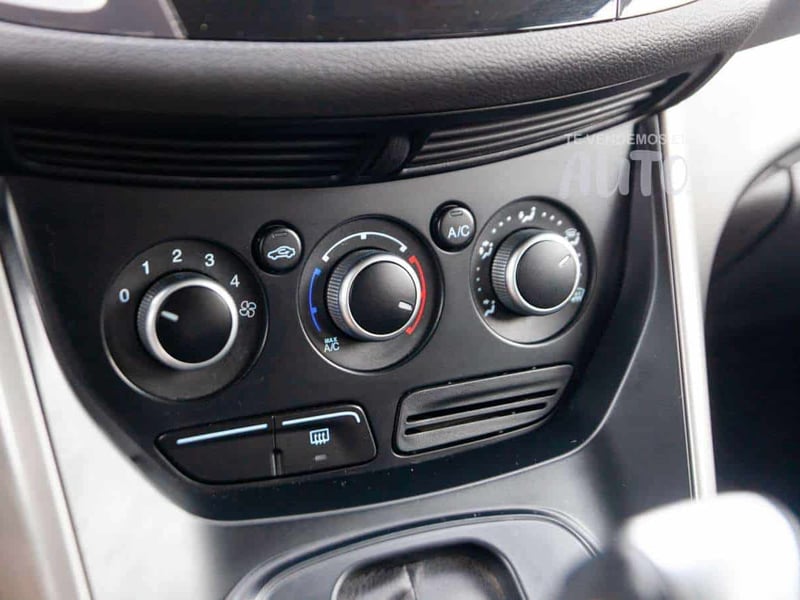 Ford Escape 2015 - Imagen 12 de 17