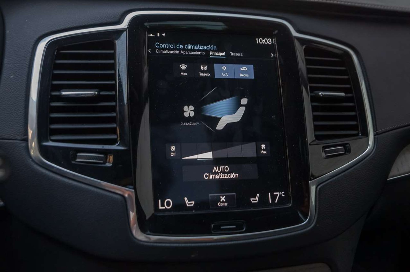 VOLVO XC90 2021 - Imagen 13 de 20