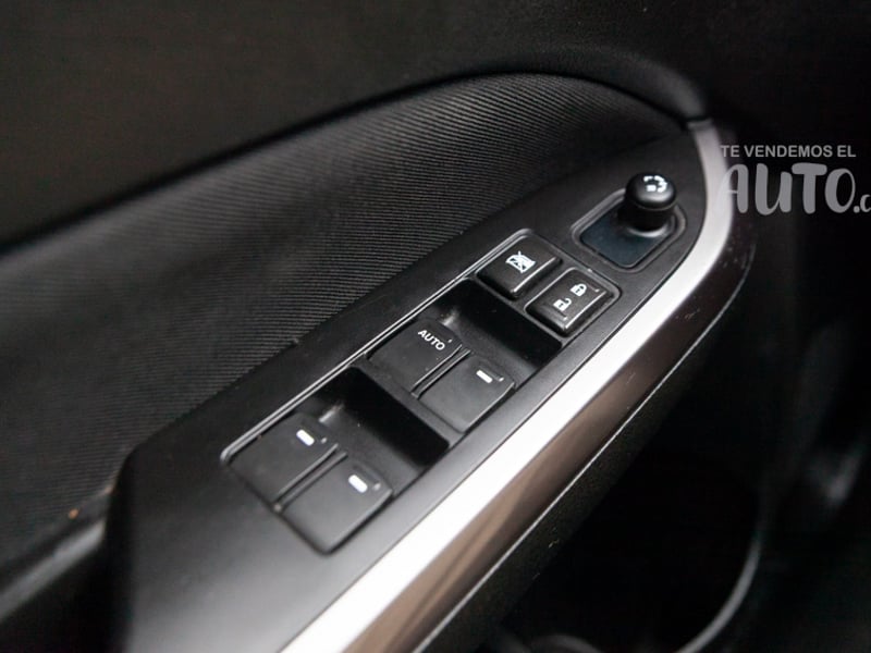 Suzuki Vitara 2023 - Imagen 15 de 18
