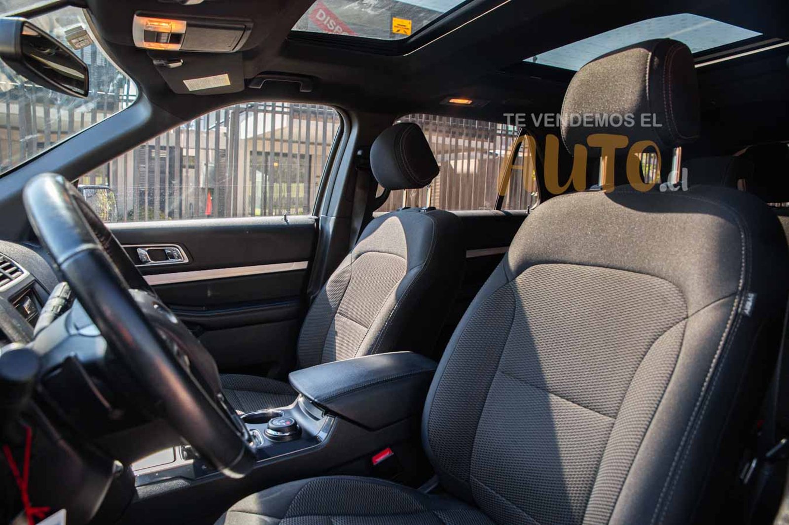 Ford EXPLORER 2018 - Imagen 17 de 19