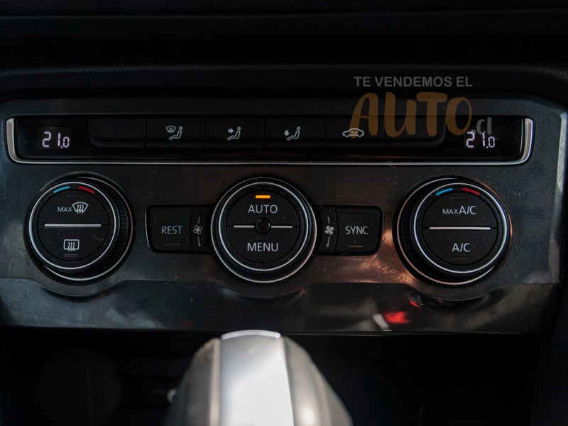Volkswagen TIGUAN 1.4 TFSI 2021 - Imagen 12 de 17