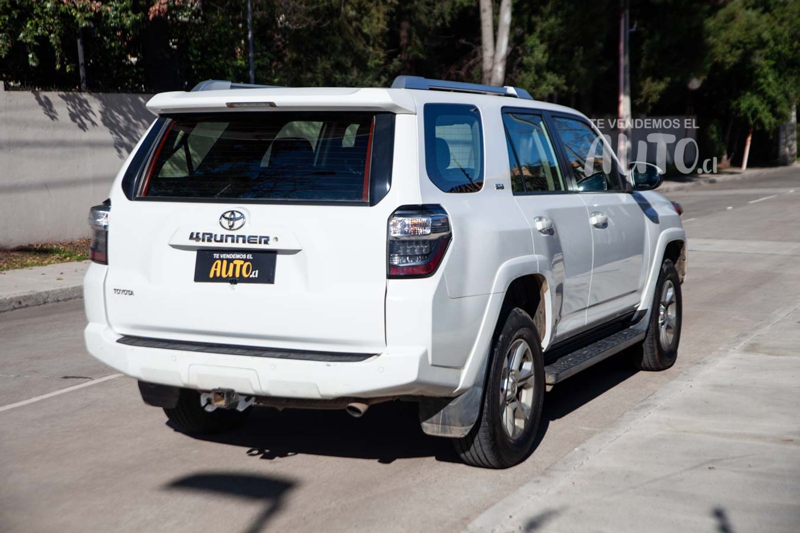 Toyota 4RUNNER 2018 - Imagen 6 de 17