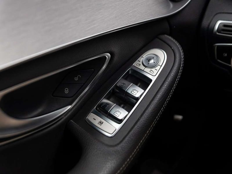 Mercedes-Benz C200 2021 - Imagen 18 de 20