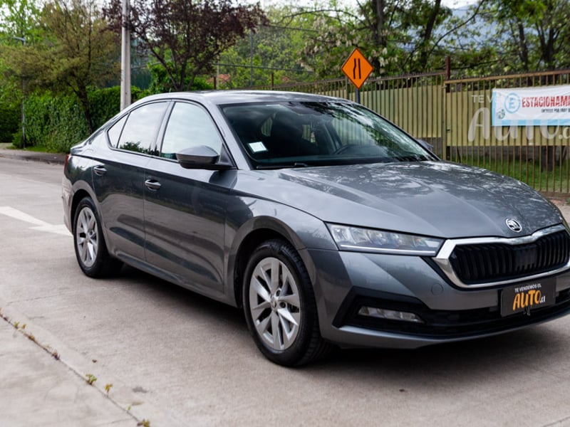 Skoda Octavia 2023 - Imagen 6 de 16