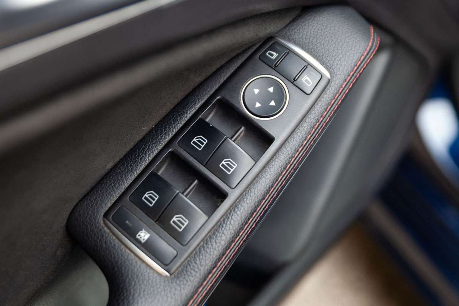 Mercedes-Benz A200D 2018 - Imagen 17 de 19