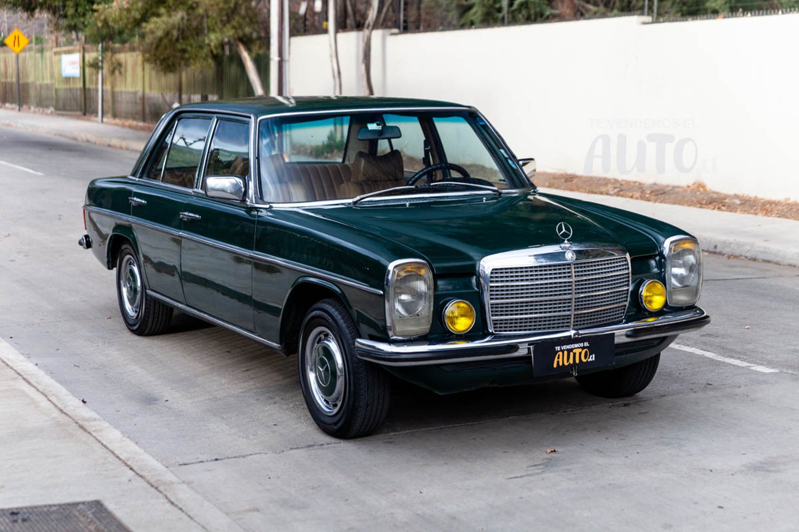 Mercedes-Benz 230 1975 - Imagen 6 de 15