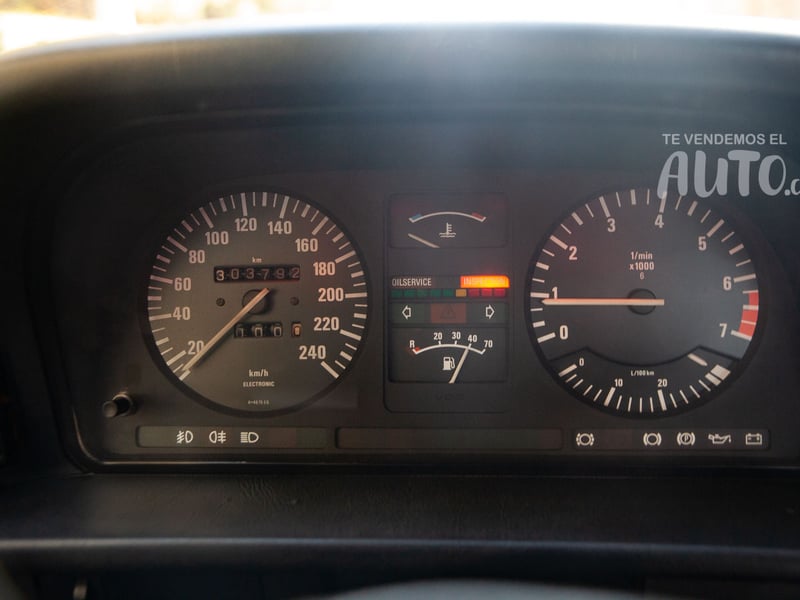 BMW 525 1985 - Imagen 8 de 14