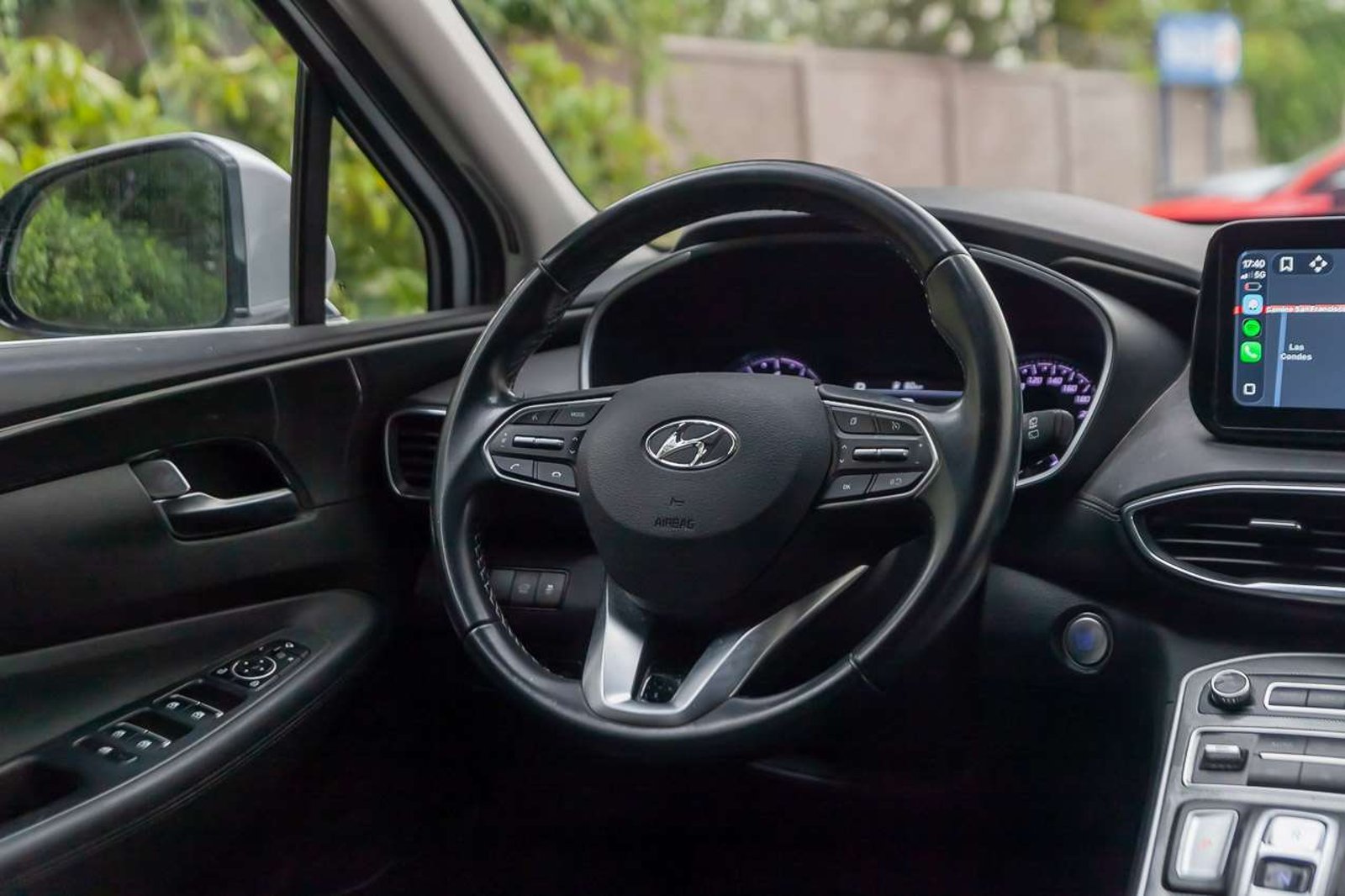 HYUNDAI Santa Fe 4X4 2022 - Imagen 17 de 19