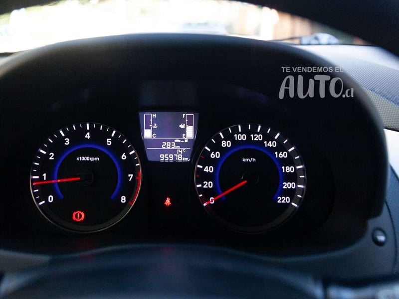 Hyundai Accent 2018 - Imagen 8 de 18
