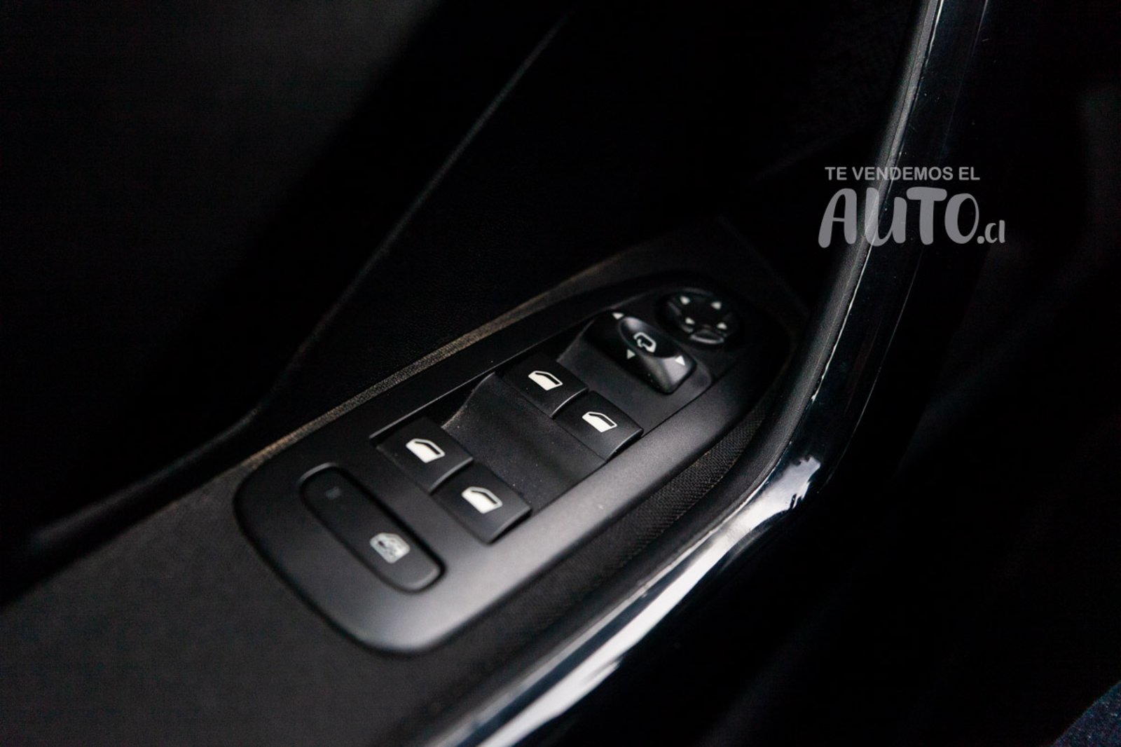 Peugeot 208 2019 - Imagen 15 de 18