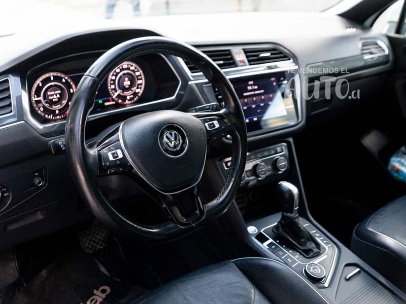 Volkswagen Tiguan 2018 - Imagen 7 de 19