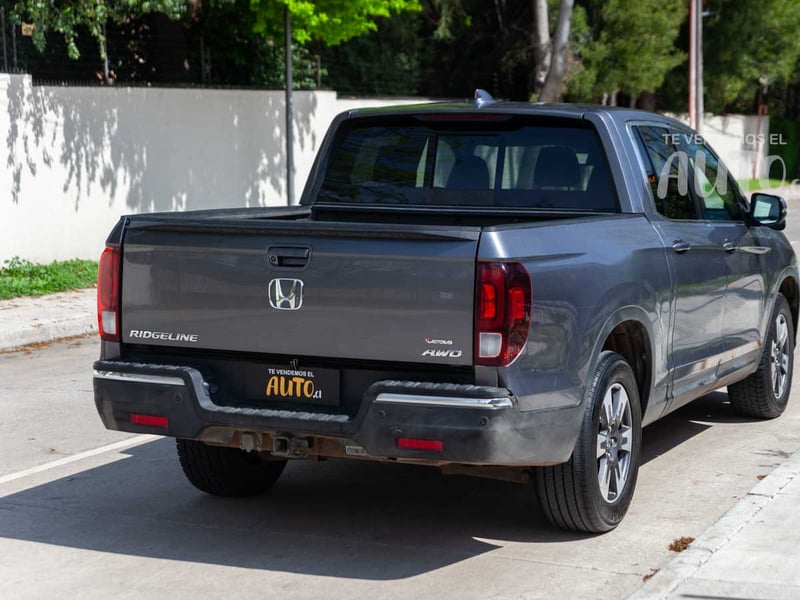 Honda Ridgeline 2017 - Imagen 5 de 20