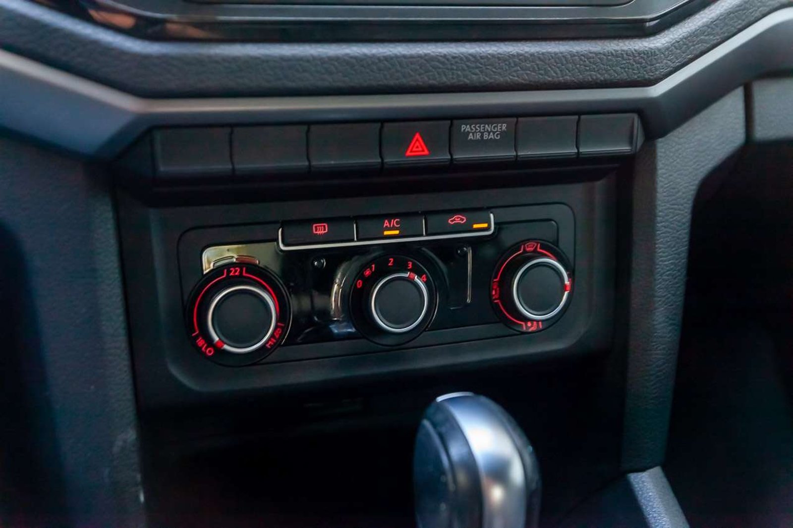 VOLKSWAGEN Amarok TDI 2022 - Imagen 12 de 17