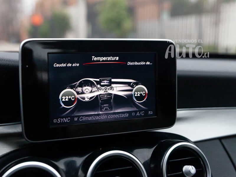 Mercedes-Benz C200 2017 - Imagen 14 de 20