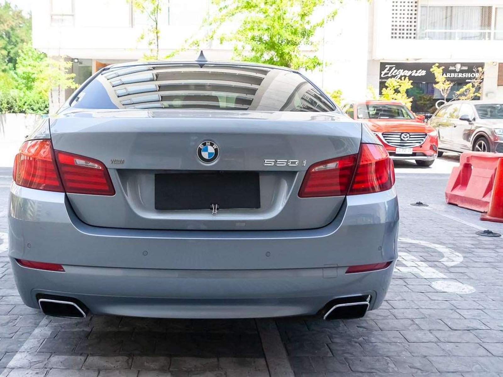 BMW 550i 2011 - Foto 4 de 18