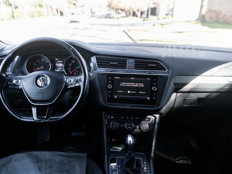 Volkswagen Tiguan 2018 - Imagen 16 de 18