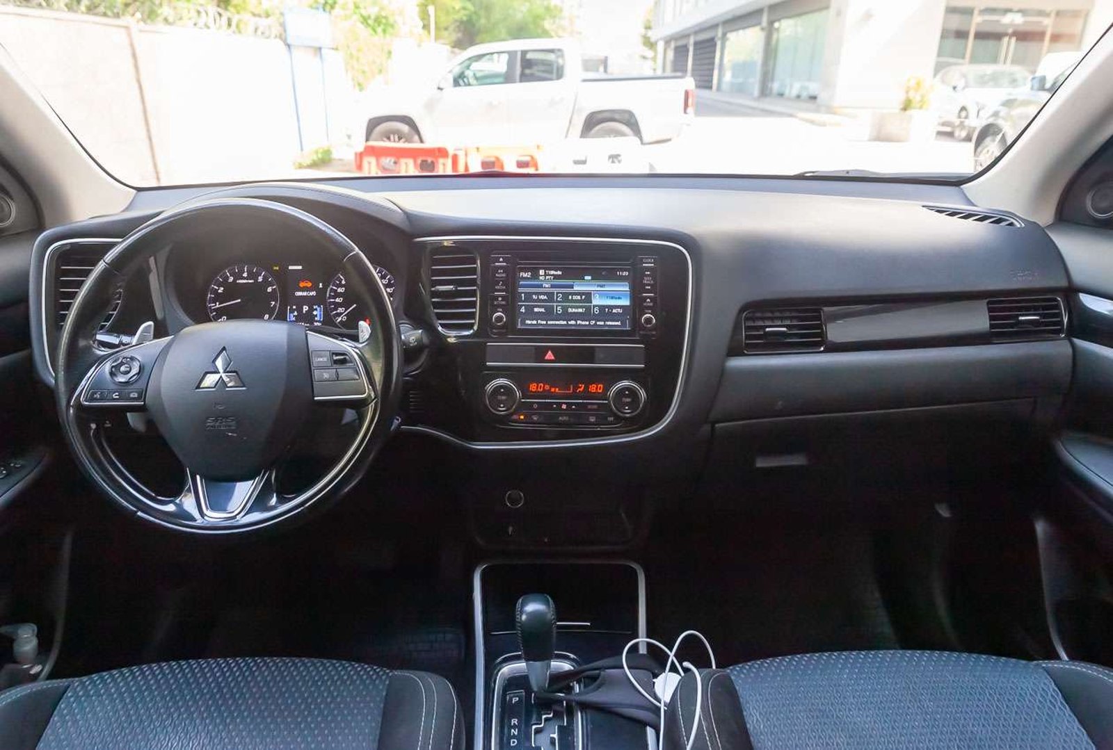 MITSUBISHI Outlander 2020 - Imagen 17 de 19
