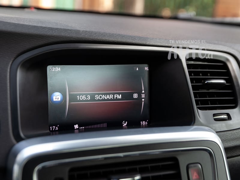 Volvo S60 2019 - Imagen 12 de 18