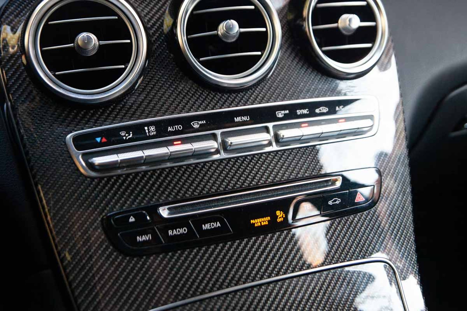 MERCEDES BENZ GLC300 2019 - Imagen 13 de 19