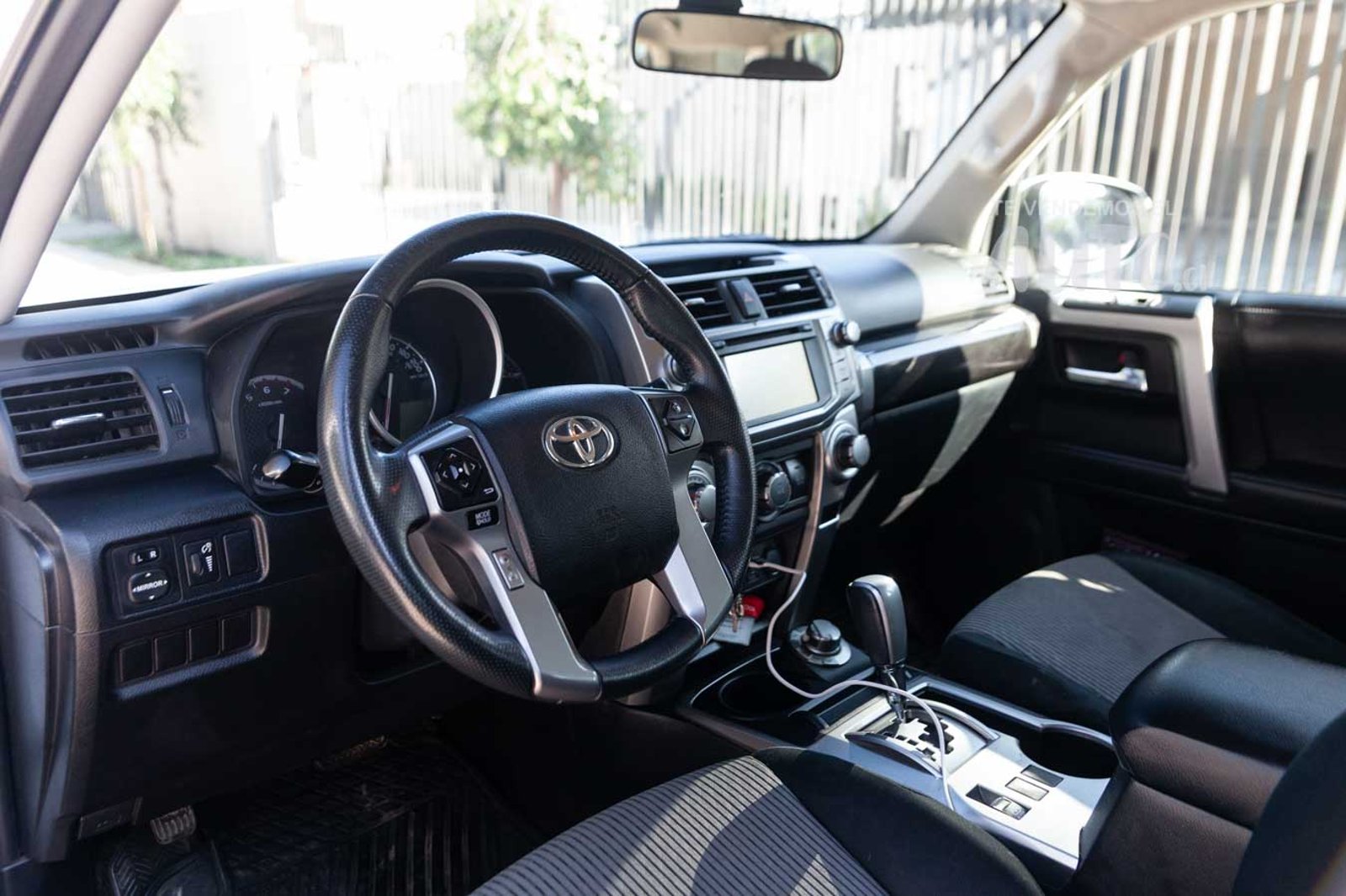 Toyota 4RUNNER 2018 - Imagen 8 de 17
